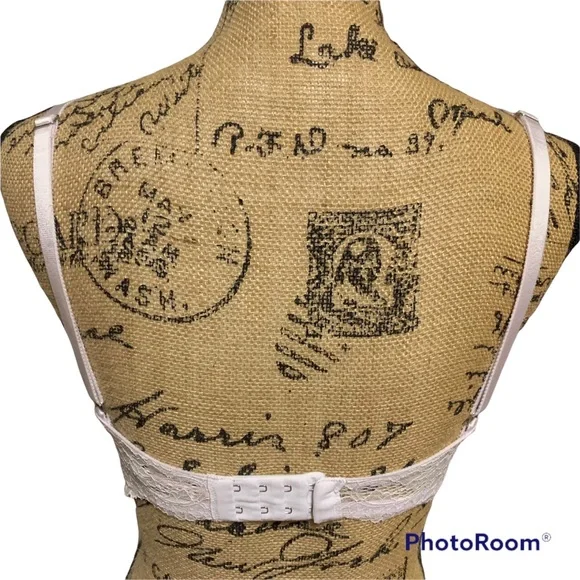 Victorias Secret Bra - Picture 4 of 7